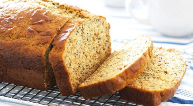 BANANA+BREAD%3A+A+Simple%2C+Delicious+Solution+for+a+Problem+Everybody+Has.